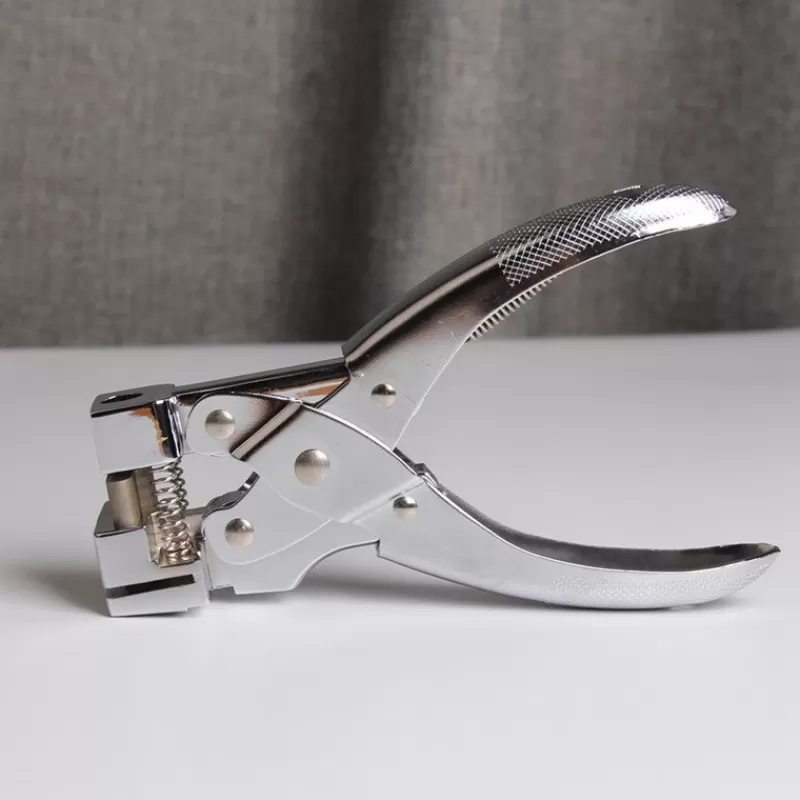 Fashion SOC Metal T Shape Hole Punch Ring Album Paper Cutter ID Card Slot Hole Puncher Scrapbooking DIY Tools Office Binding Supplies
